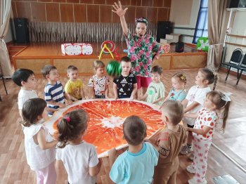 "СОЧНОЕ ЛЕТО" В ДДТ!